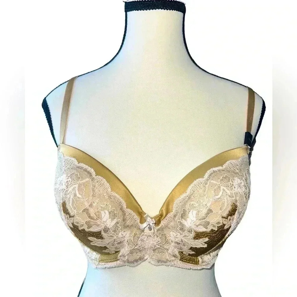 Victoria's Secret Dream Angels Demi gold lace Sz 34DD